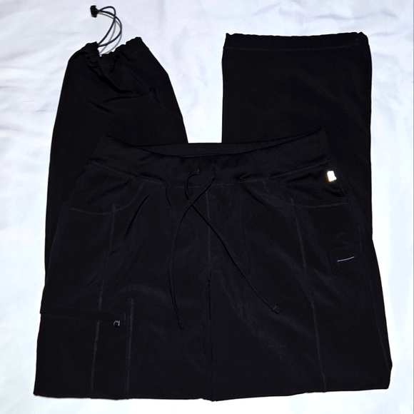 Cherokee Infinity Scrub Pants with Adjustable Bottoms in Black size Medium Tall - Picture 1 of 3